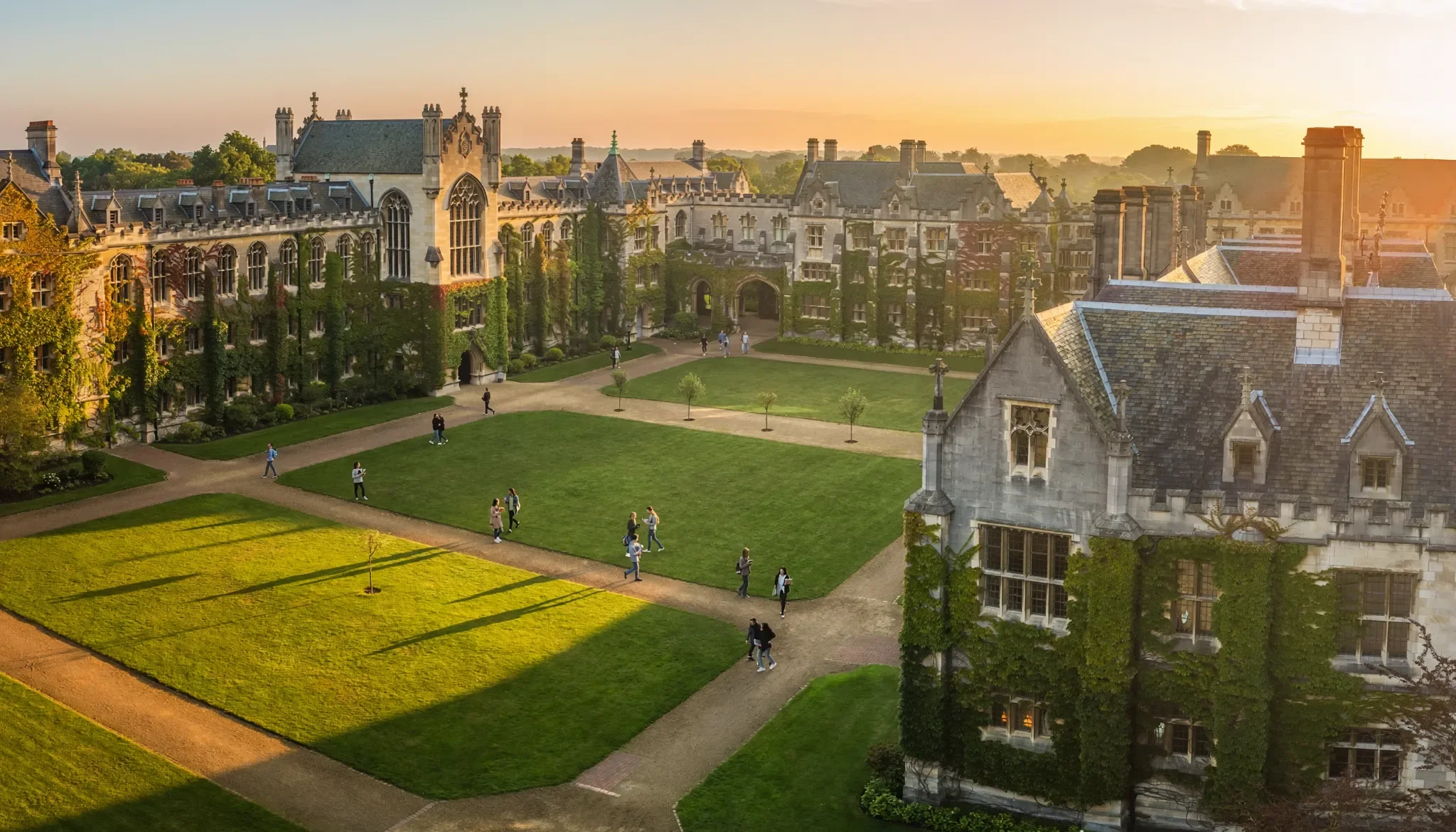 ZLCC कार्यालयमा परामर्श सत्र